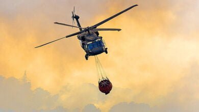 Onde param os helicópteros Black Hawk para combate aos incêndios?
